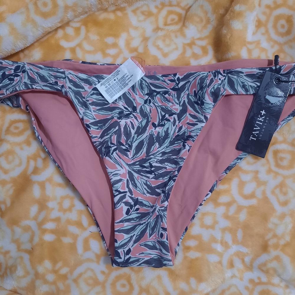 Nwt tavik Bella full bottom swim bottom  size medium